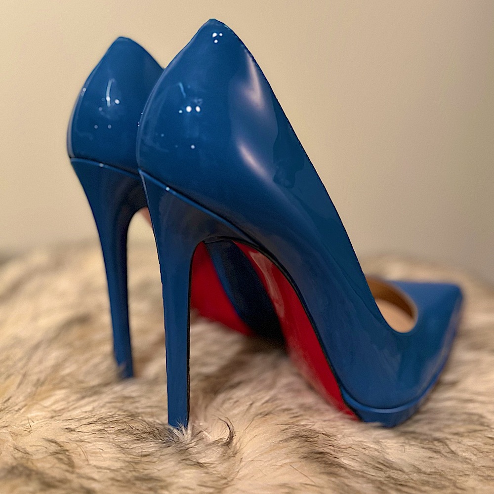Blue Christian Louboutin Classic Pumps